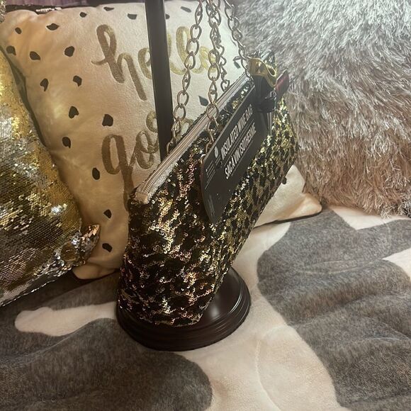 Wild Eye Designs x iceware sequin leopard heel Insulated Wine bag/purse - Picture 11 of 11